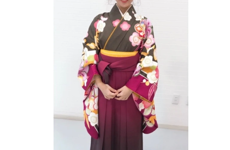卒業式の特別な日にふさわしいおしゃれな髪型アレンジを